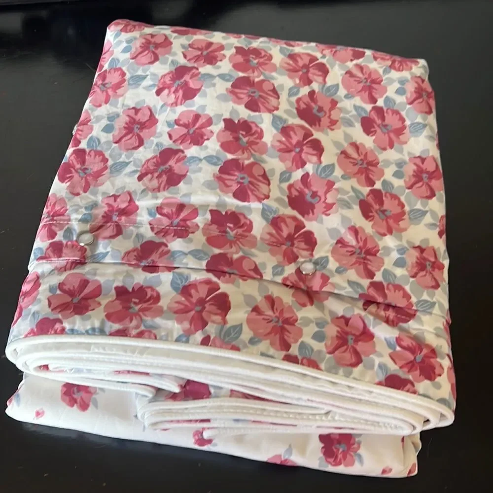 Pottery Barn Teen Wrangler Scattered Floral Duvet Cover
